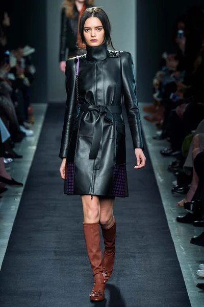 Look 9